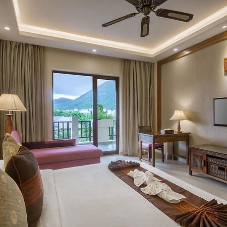 Sanya Yalong Bay Villas&Spa Bagian luar foto